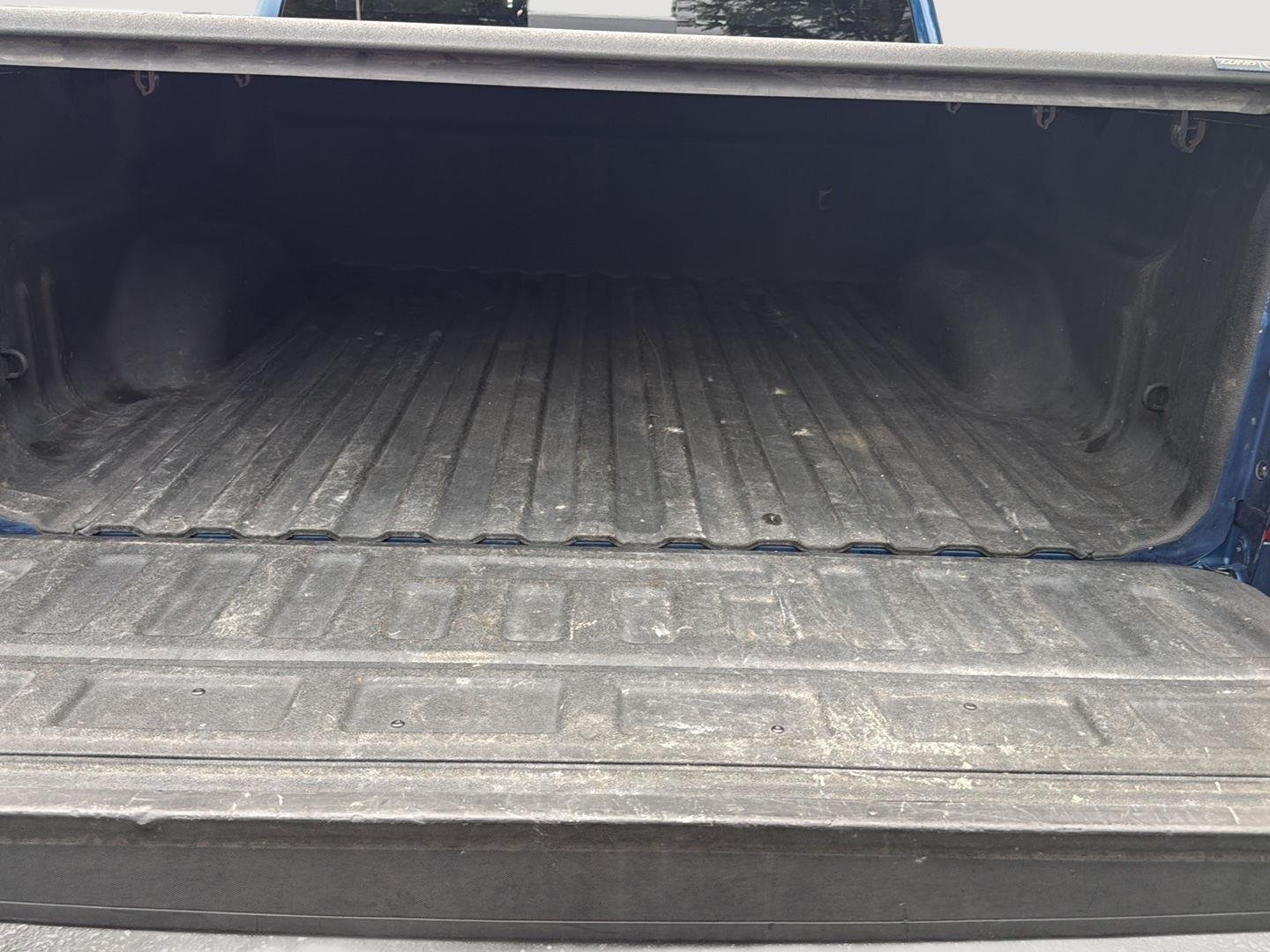 Used 2017 Deep Ocean Blue Metallic Chevrolet LTZ image 6