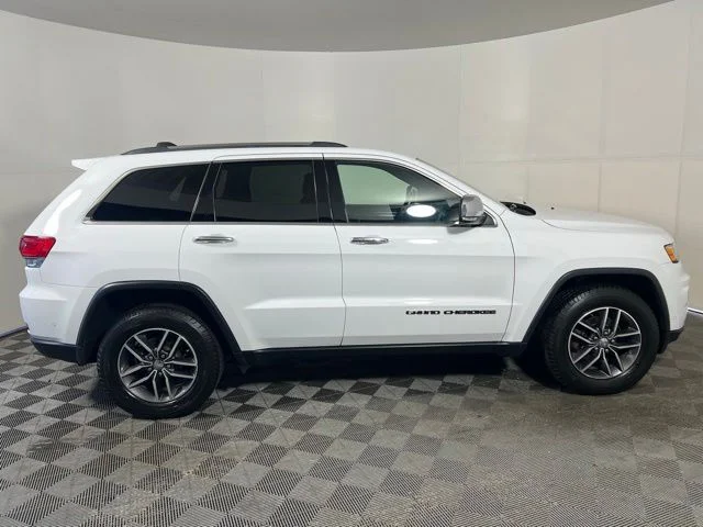 Certified Used 2018 White Jeep Limited image 11