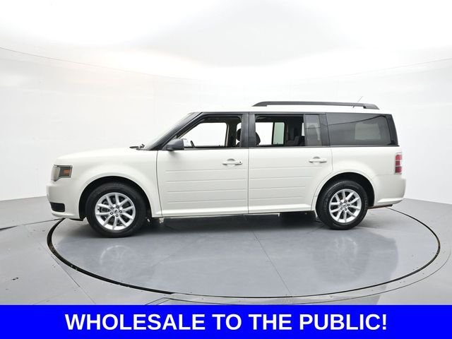 Used 2013 White Ford SE image 4