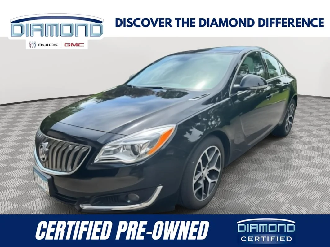 2017 Buick Regal Sport Touring's photo