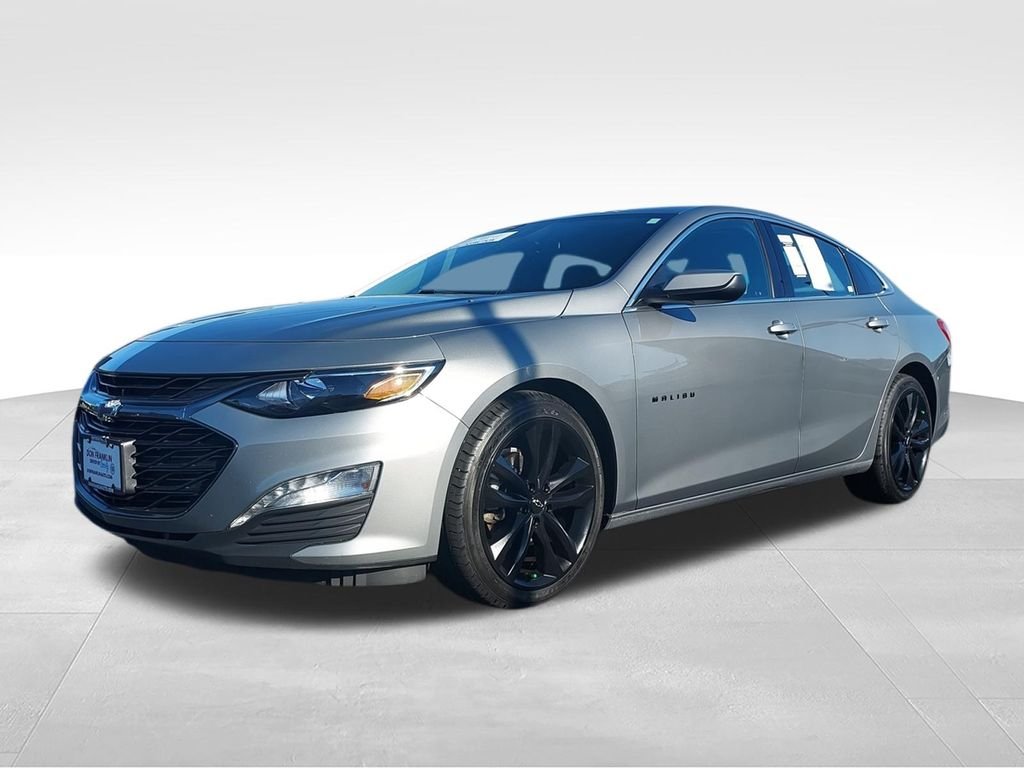 Used 2024 Gray Chevrolet LT image 4