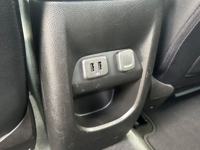 Used 2022 Gray GMC Elevation image 20