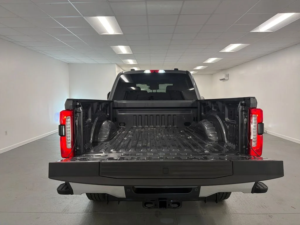 New 2026 Gray Ford Lariat image 8