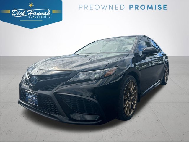 2024 Toyota Camry Hybrid SE