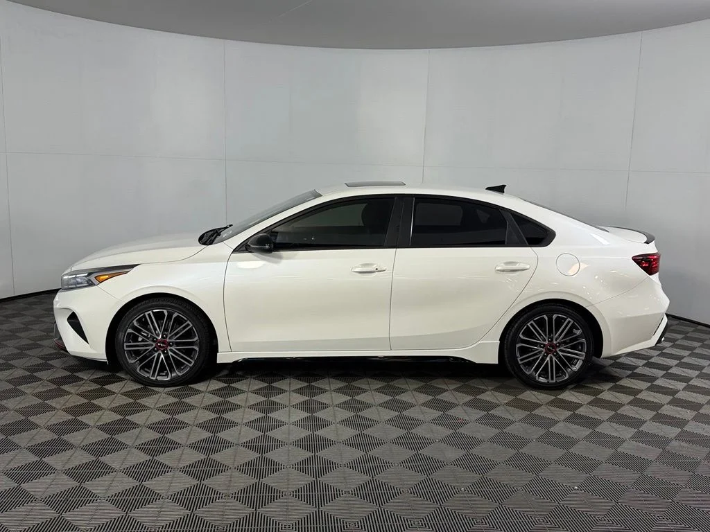 Certified Used 2023 White Kia GT image 10