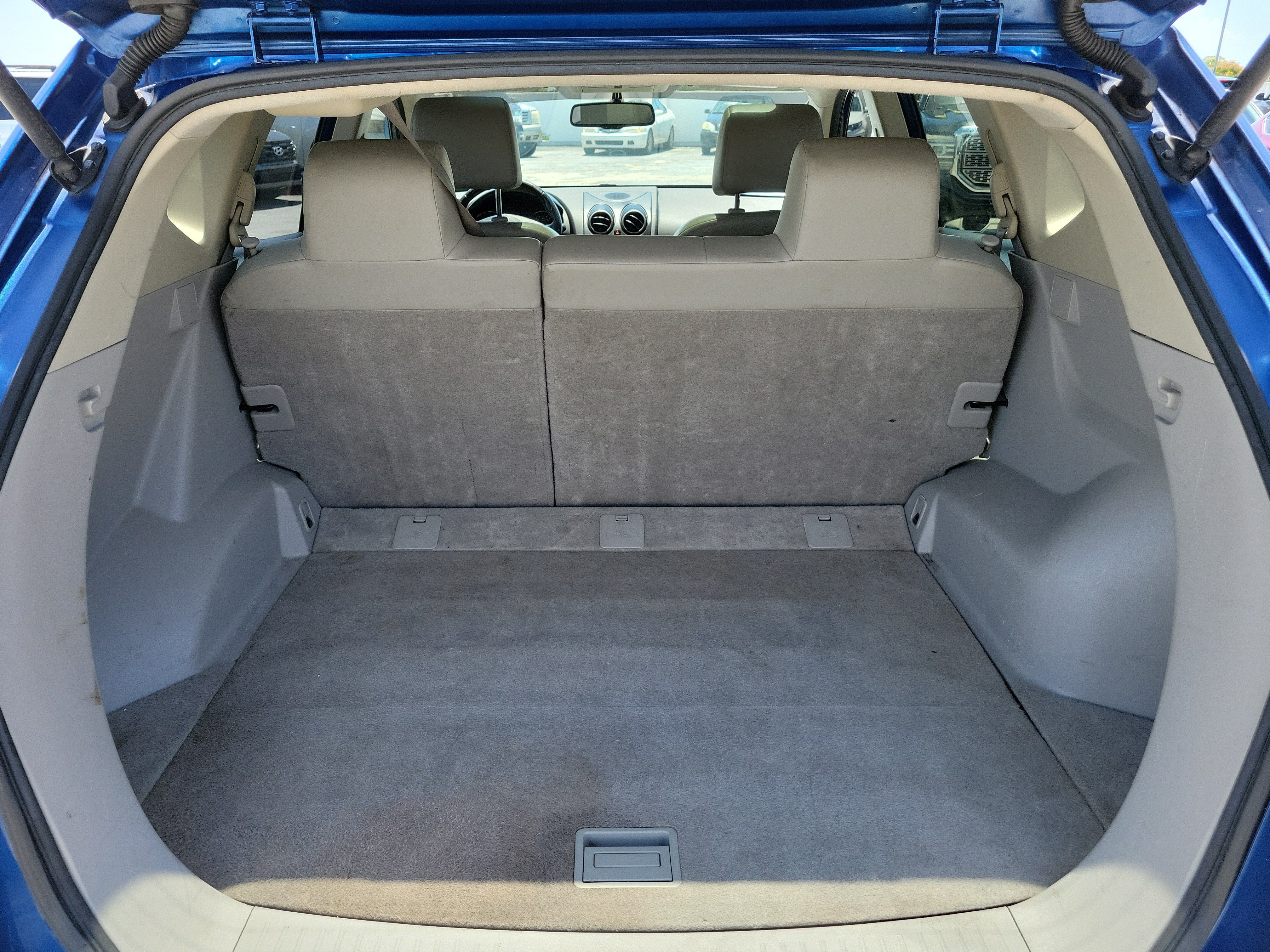 Used 2011 Indigo Blue Nissan SV image 10
