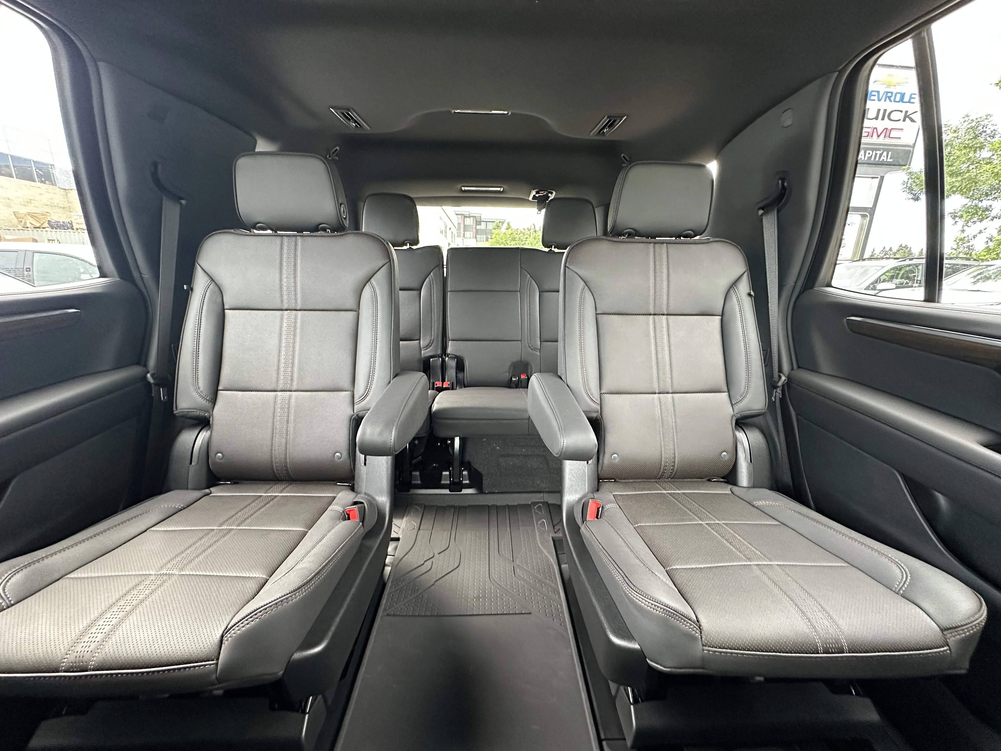 New 2026 Polar White Tricoat Chevrolet High Country image 23
