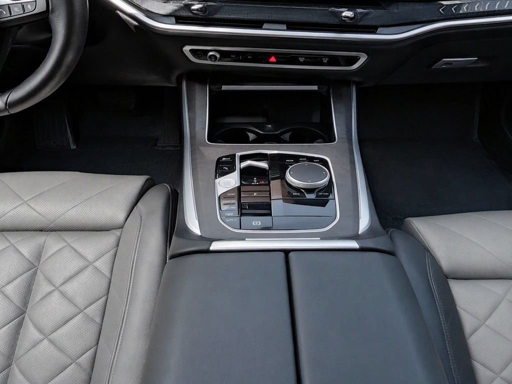 Certified Used 2025 Black Sapphire Metallic BMW xDrive40i image 28