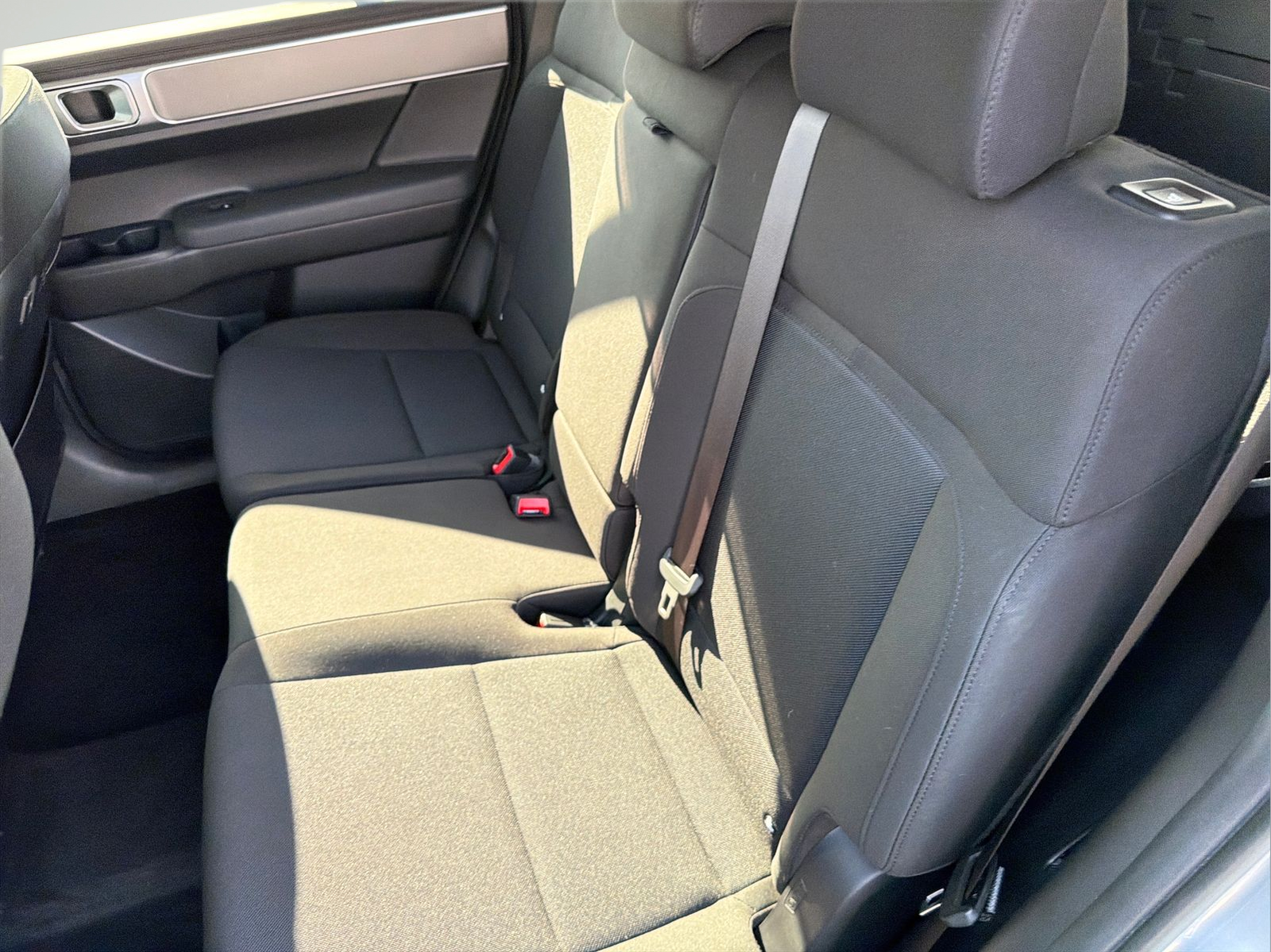 Used 2024 Silver Hyundai SE image 32