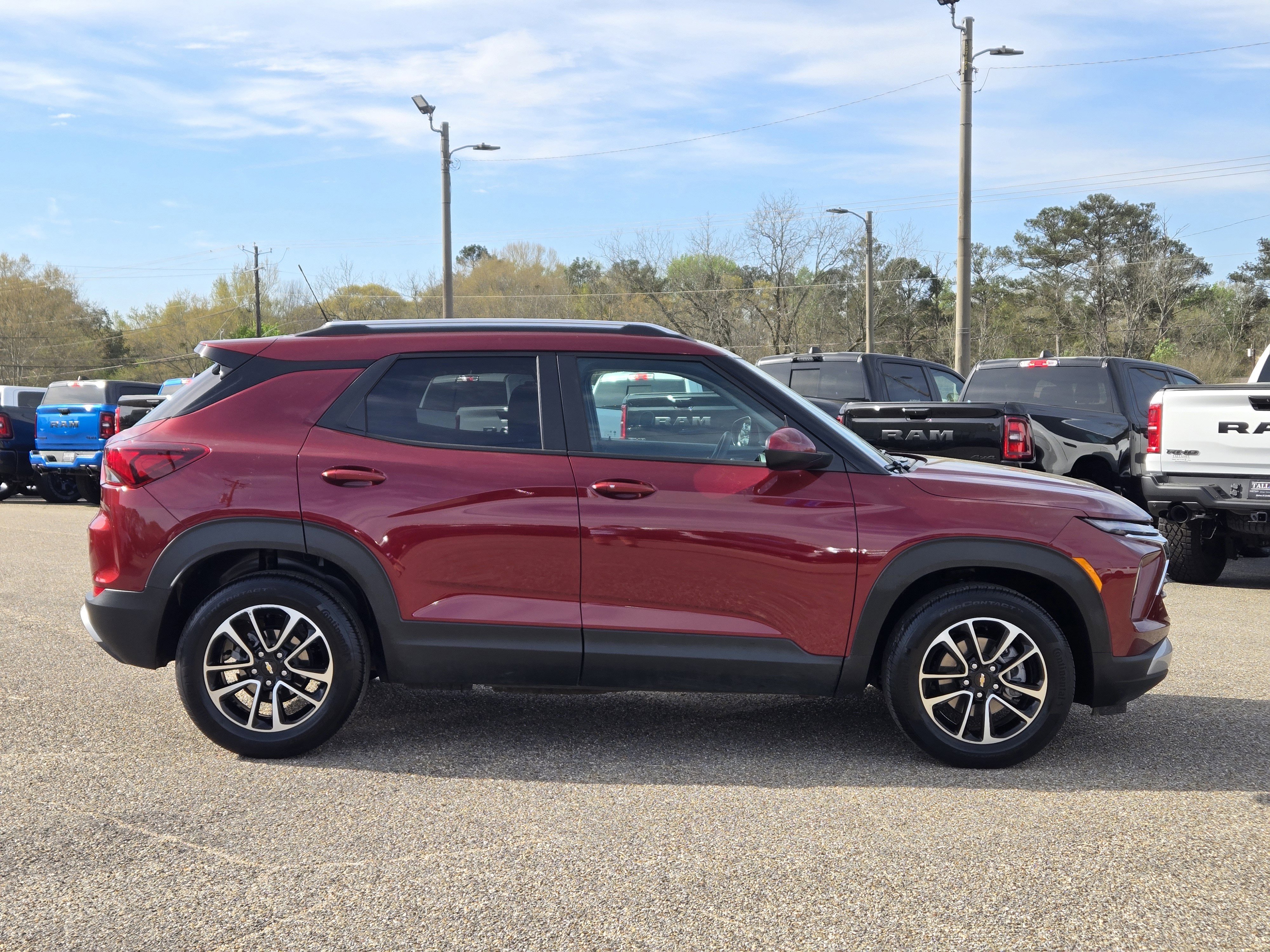 2025 Chevrolet Trailblazer LT - Photo 6