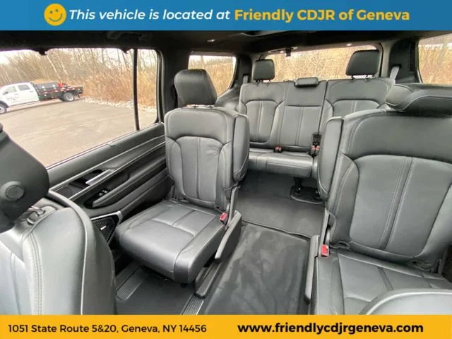 New 2026 High Gloss Black Exterior Paint Jeep Limited Reserve image 11