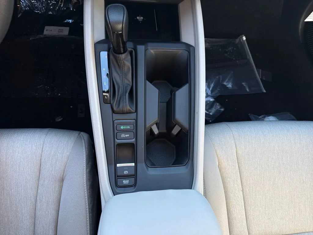 Used 2026 Platinum White Pearl Honda SE image 61