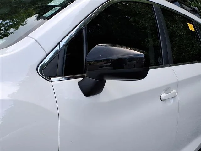 Used 2020 White Subaru Base image 6
