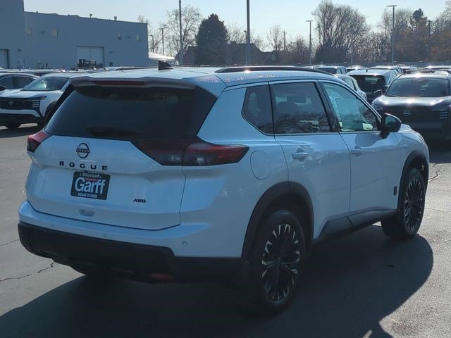 New 2026 Everest White Pearl Tricoat Nissan Dark Armor image 3
