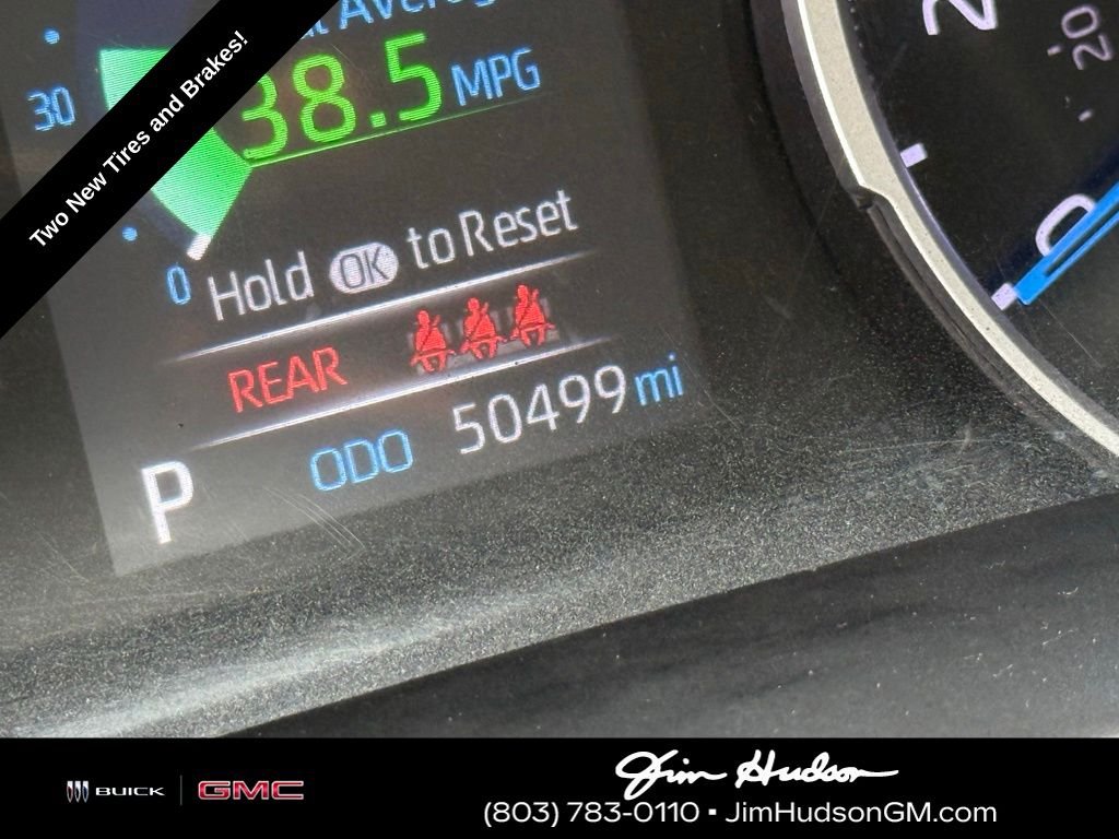 Used 2022 Silver Toyota XLE image 18