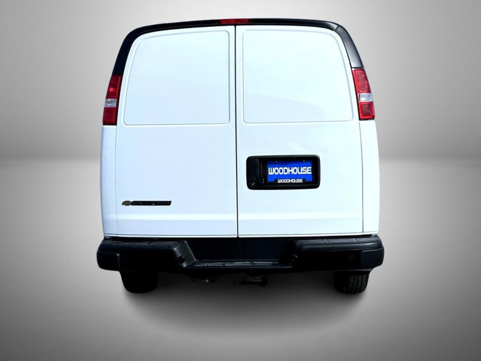2025 Chevrolet Express Cargo Work Van - Photo 6
