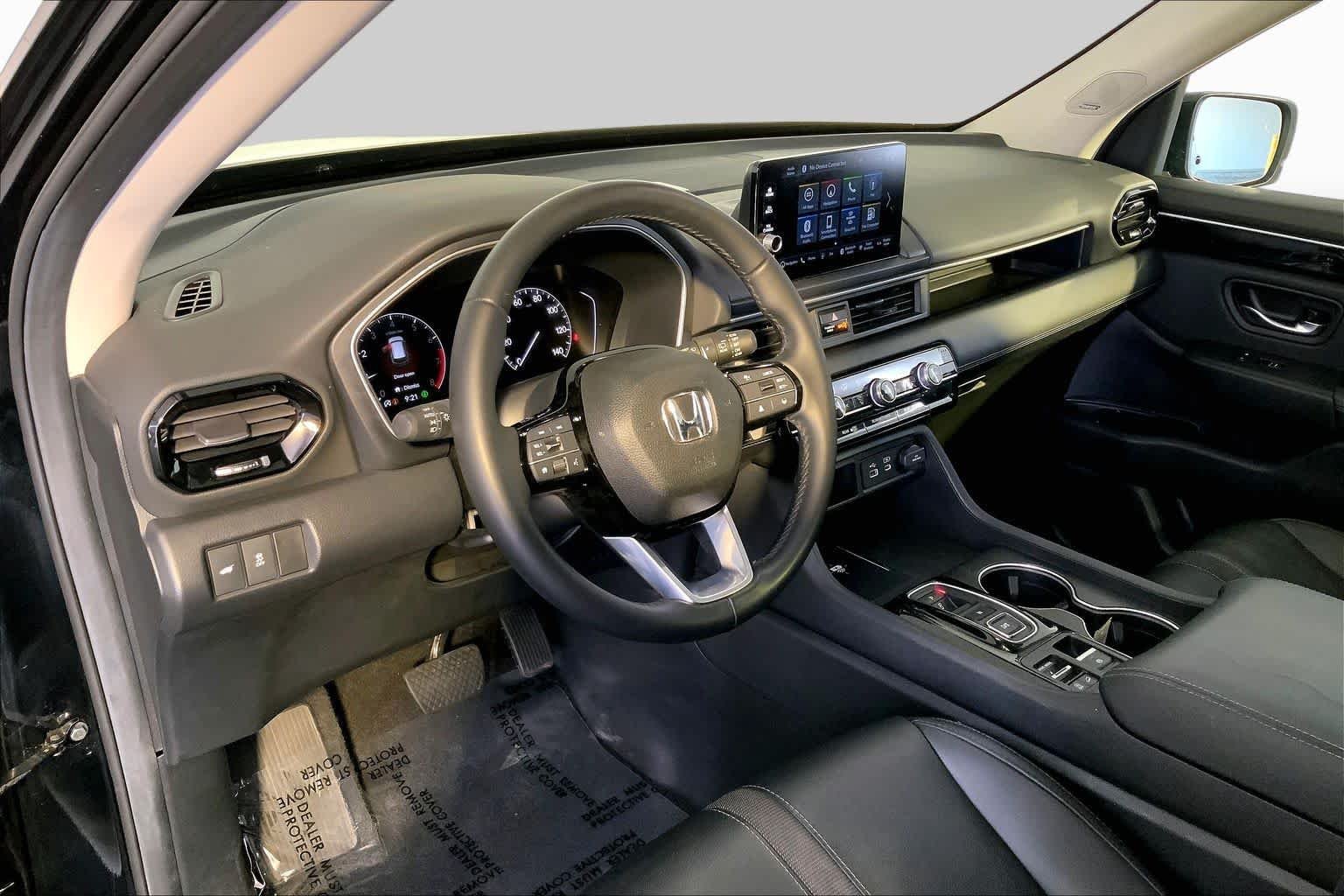 Used 2025 Crystal Black Pearl Honda Touring image 18