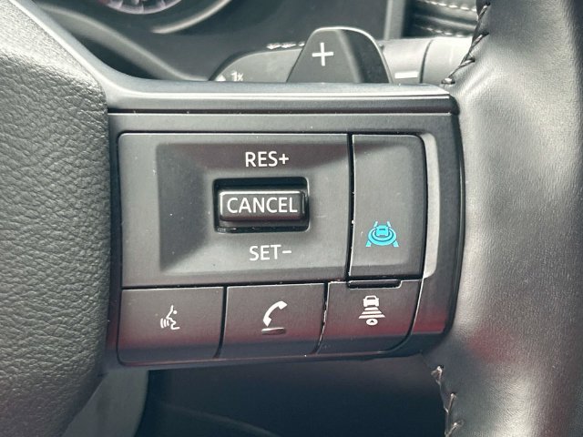 Used 2025 Gray Nissan SV image 31