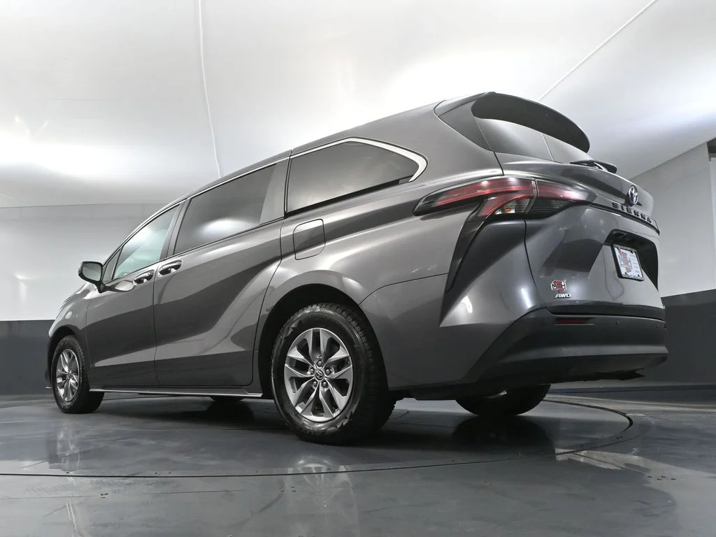Certified Used 2022 Gray Toyota XLE image 39