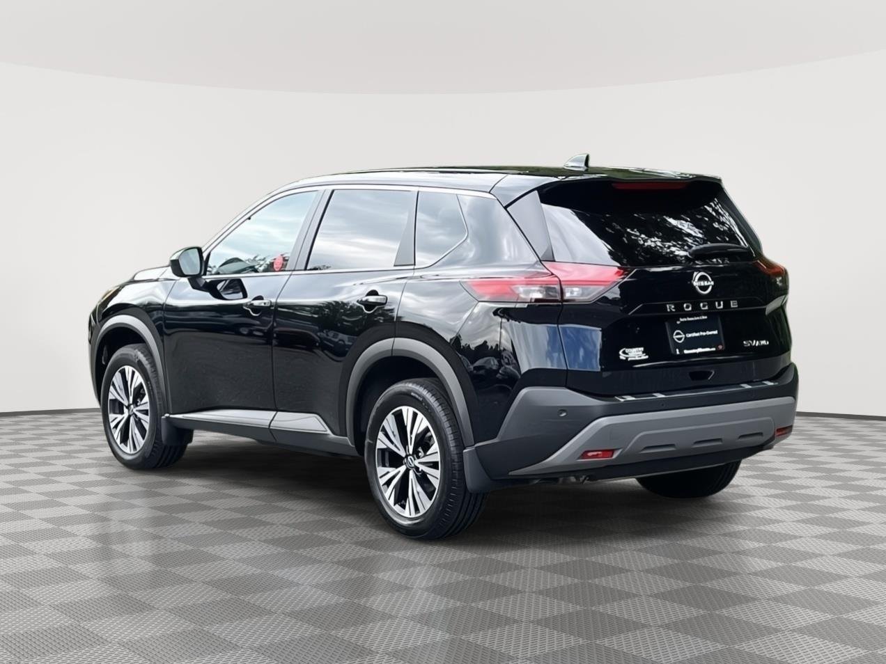 Used 2023 Super Black Nissan SV image 7
