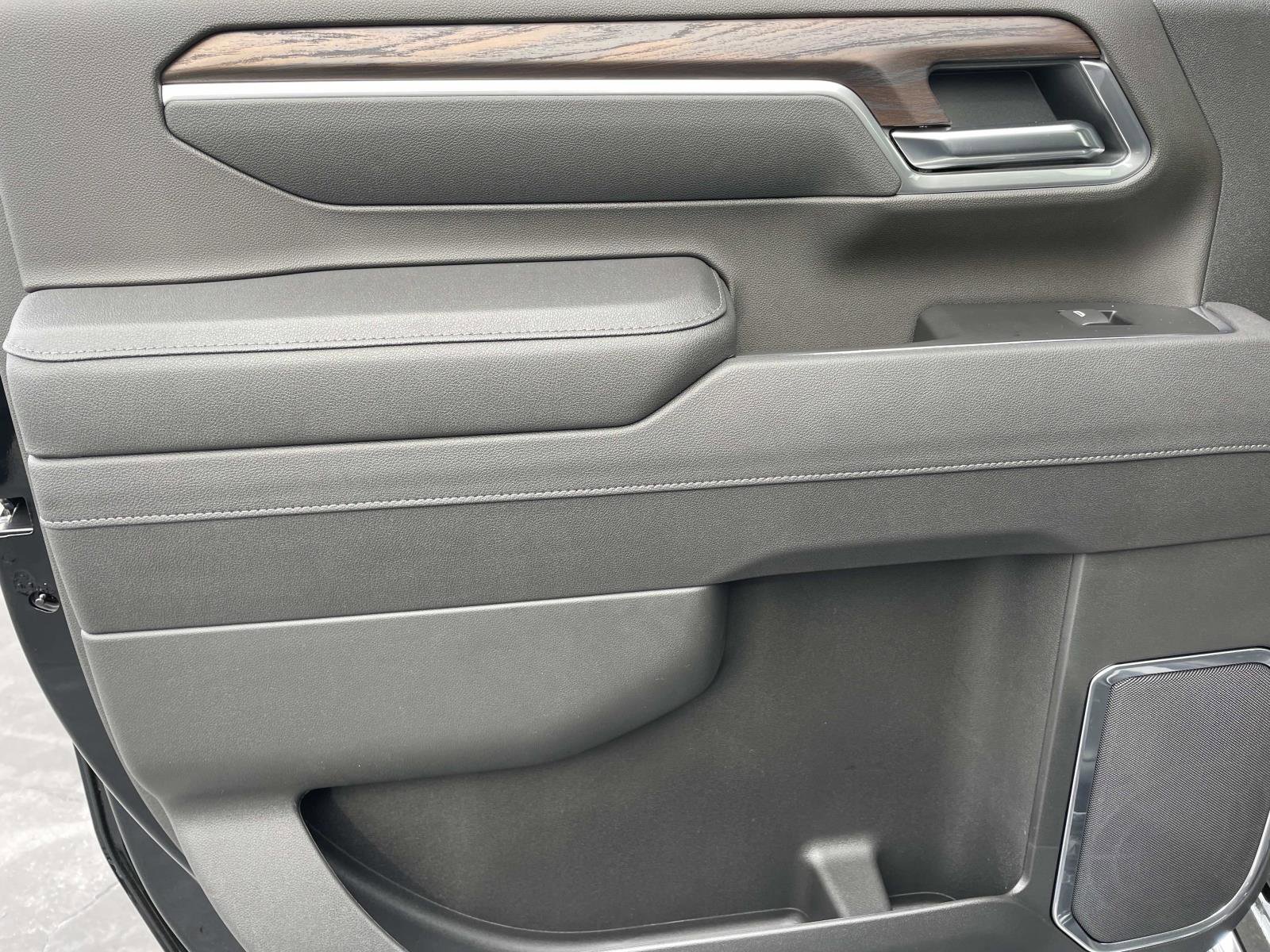 2026 GMC Sierra 3500HD SLT - Photo 24