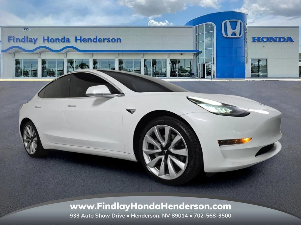 2019 Tesla Model 3 Standard Range Plus's photo