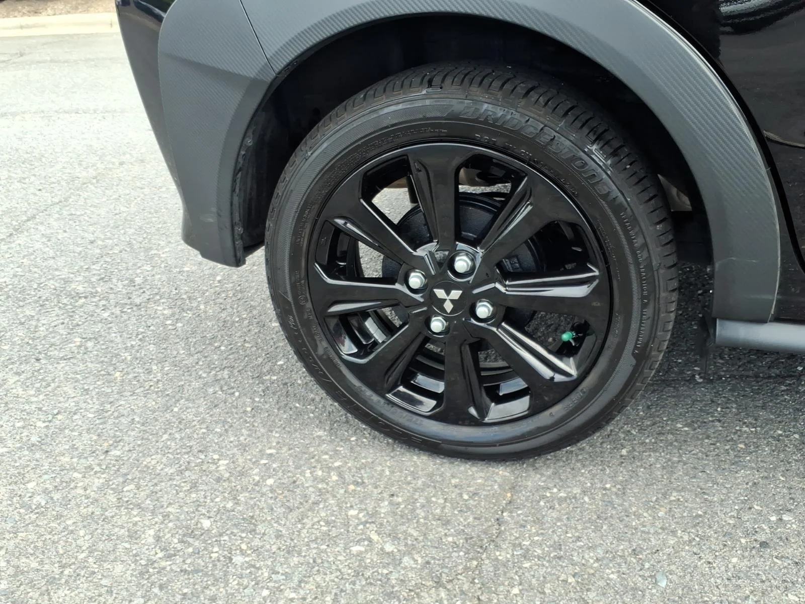 Used 2024 Jet Black Metallic Mitsubishi Black Edition image 10