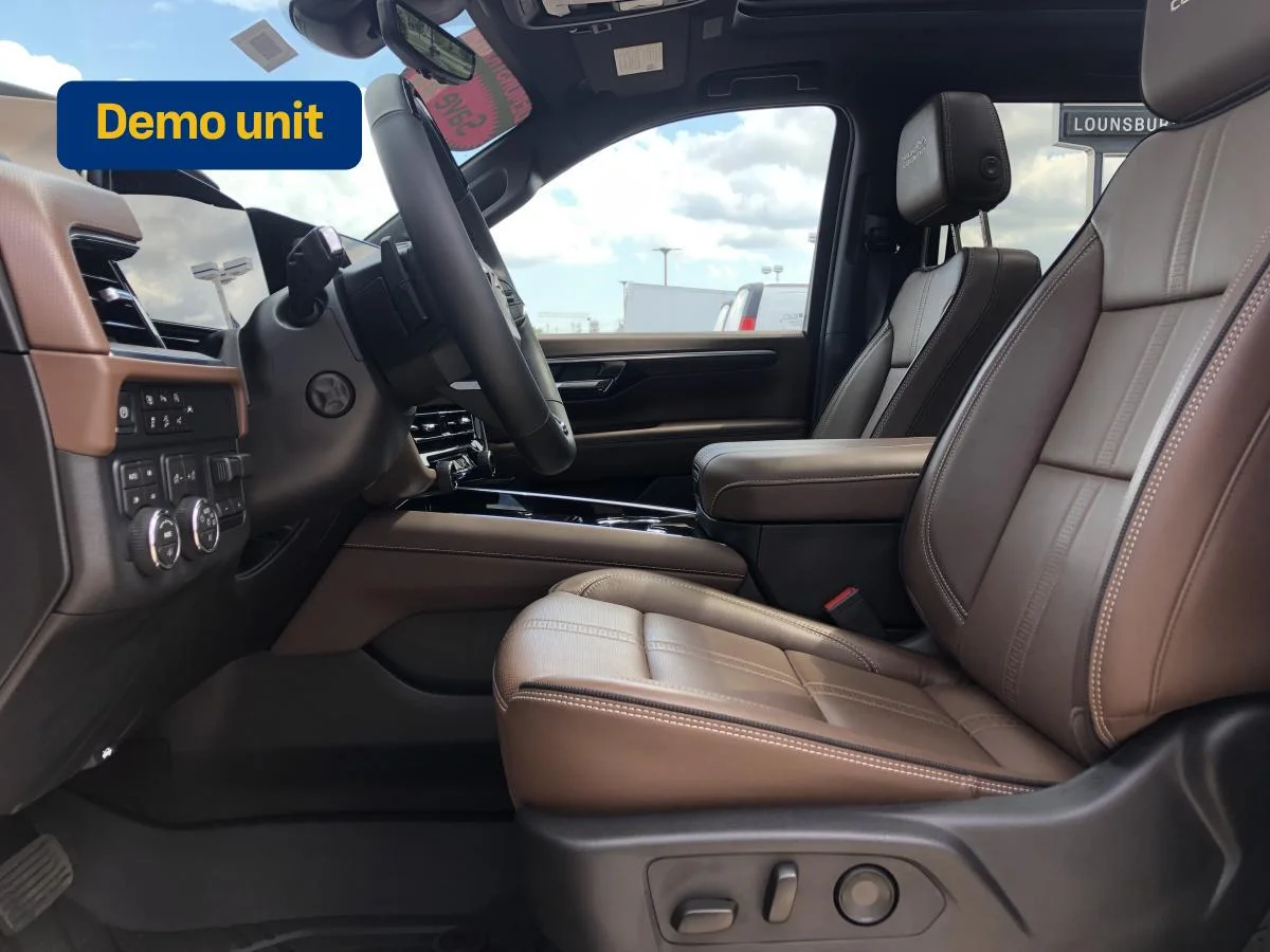 Used 2026 Blue Chevrolet 4wd 4dr High Country image 11