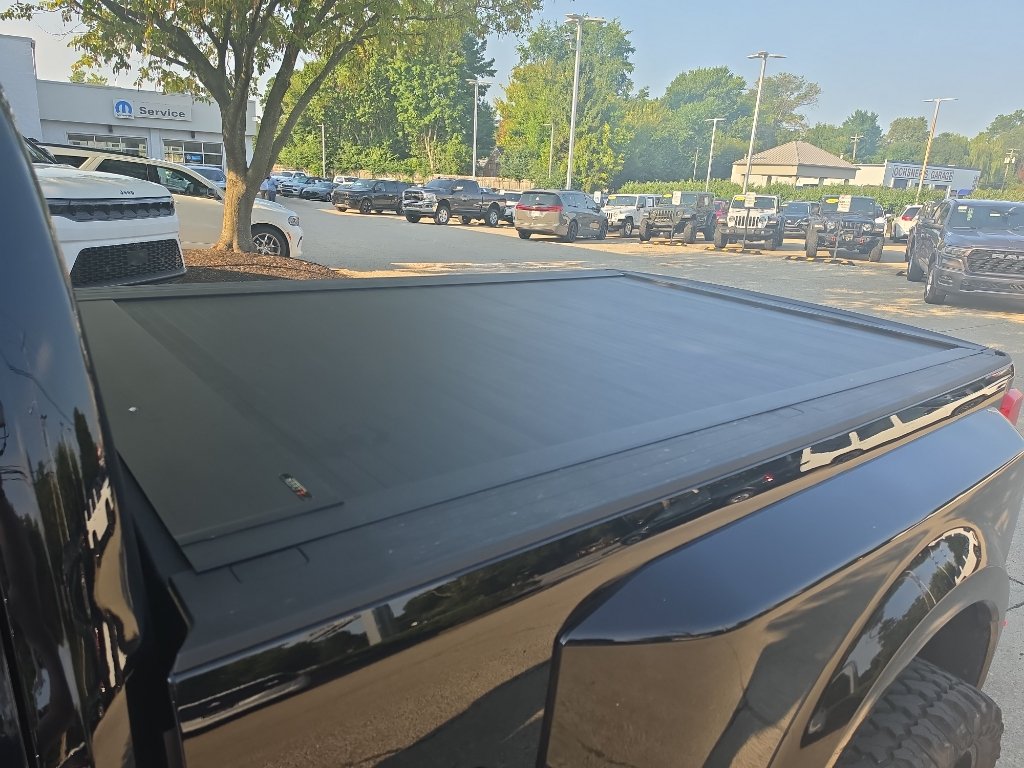 Used 2026 Agate Black Metallic Ford Platinum image 9
