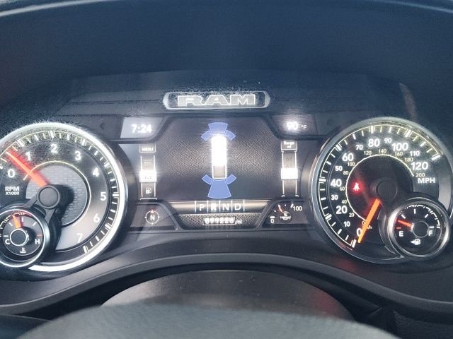Used 2022 White Ram Laramie image 35
