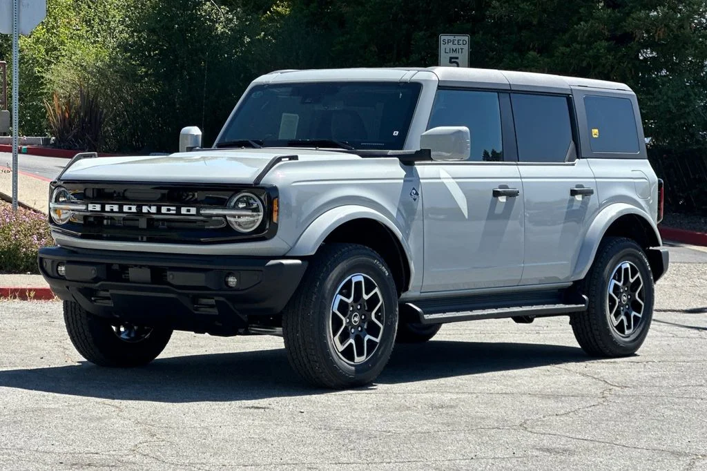 New 2026 Avalanche Ford Outer Banks® image 8