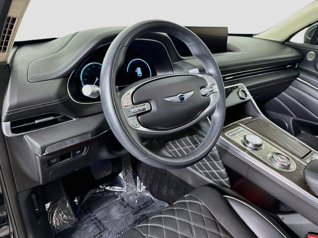 Used 2024 Black Genesis 3.5T Prestige image 9