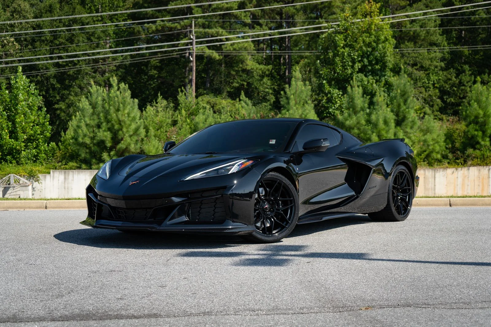 Used 2023 Black Chevrolet Z06 image 23