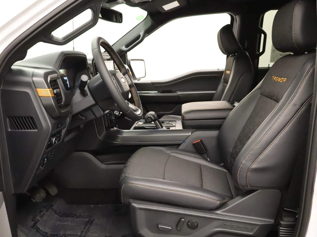 New 2026 Oxford White Ford Tremor® image 16