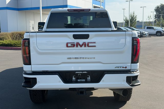Used 2026 Summit White GMC AT4 image 11