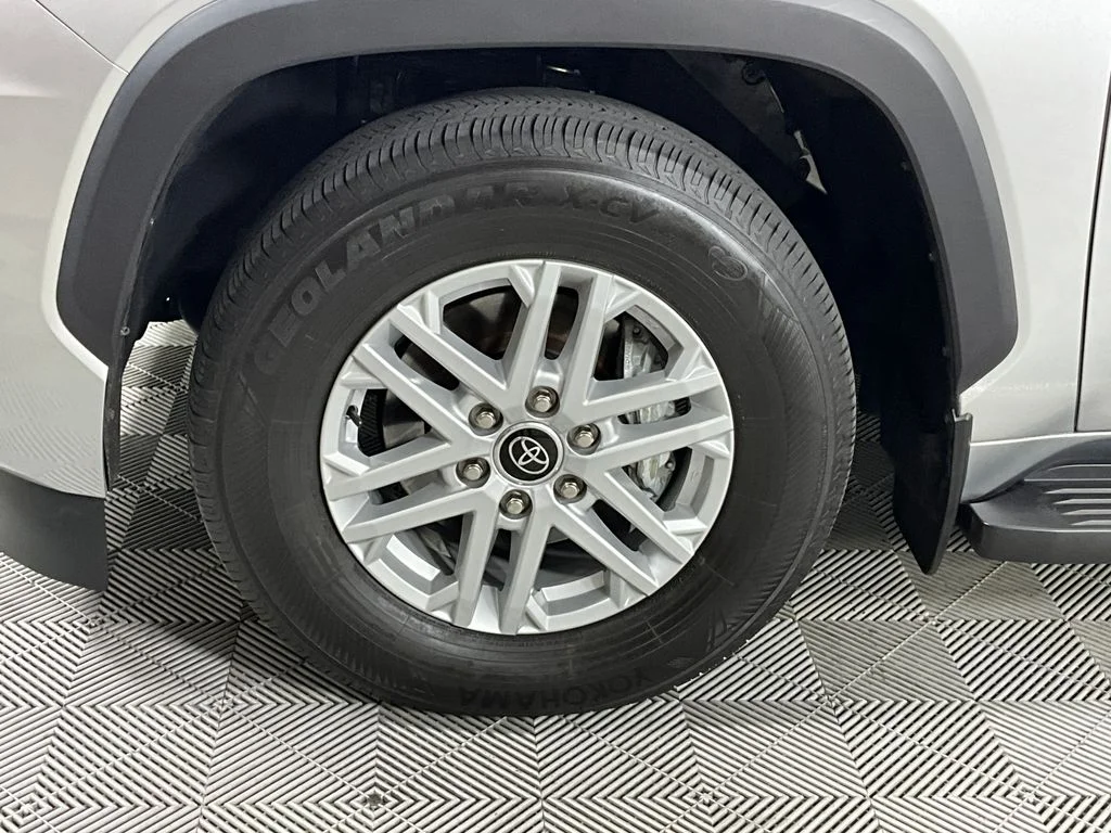 Used 2023 Silver Toyota SR5 image 30