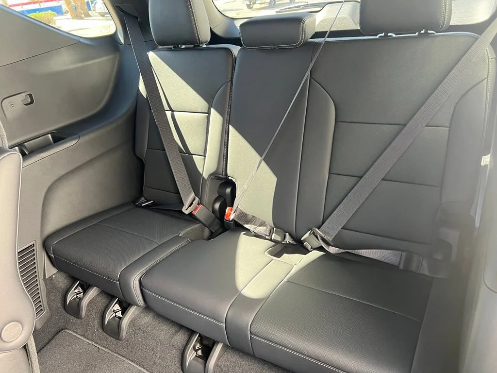 New 2026 Sterling Gray Metallic Chevrolet LT image 23