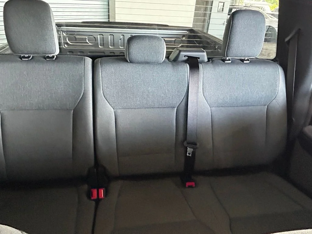 Used 2025 Silver Metallic Ford XLT image 18