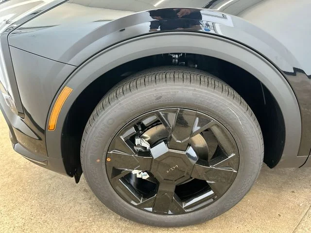 New 2026 Ebony Black Kia X-Line image 21