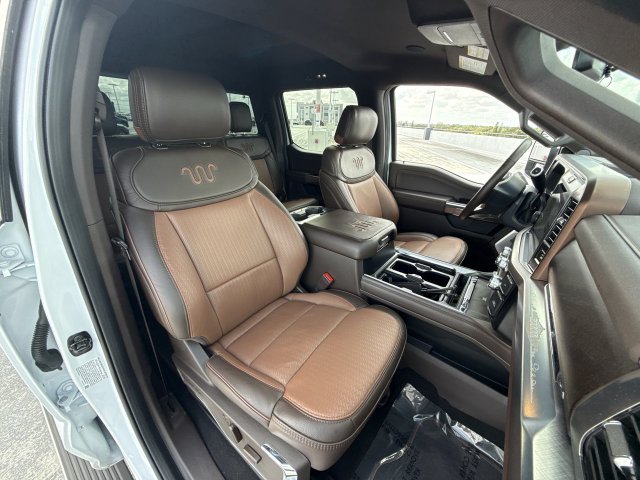 Used 2025 White Ford King Ranch image 26