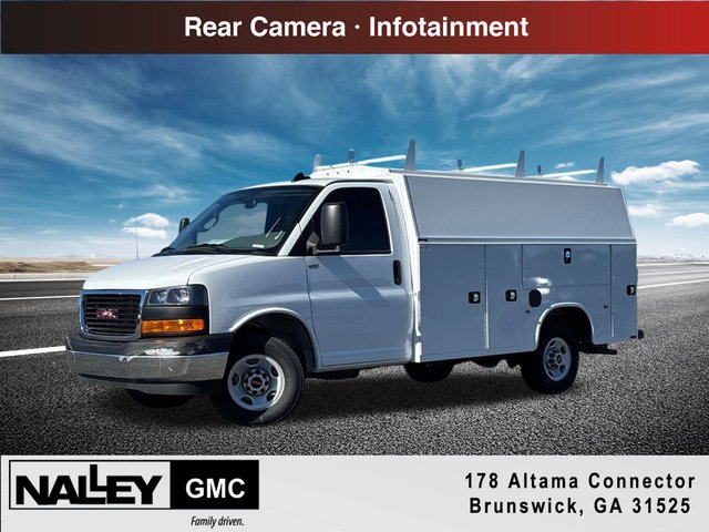 2025 GMC Savana Cutaway 3500 1WT