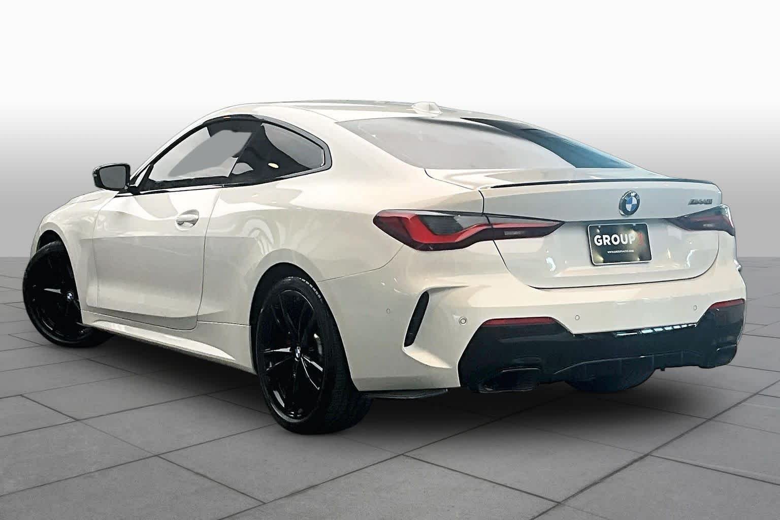 Used 2024 Alpine White BMW M440i image 12