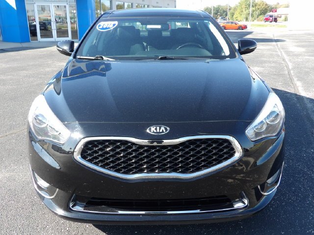 Used 2016 Kia Cadenza Premium with VIN KNALN4D75G5200931 for sale in Muncie, IN