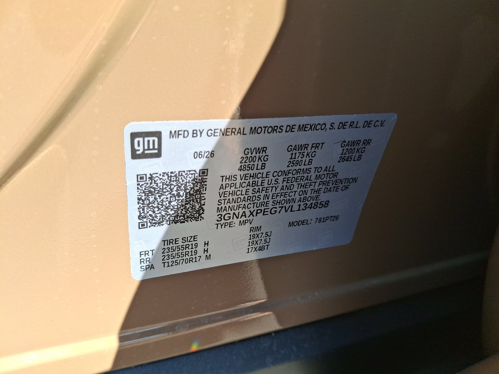 2027 Chevrolet Equinox LT - Photo 23