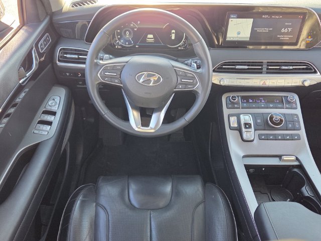 Used 2021 Green Hyundai Limited image 7
