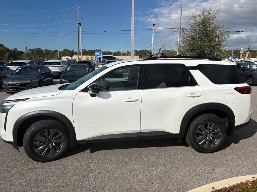 New 2026 Nissan Pathfinder SV 4D Sport Utility