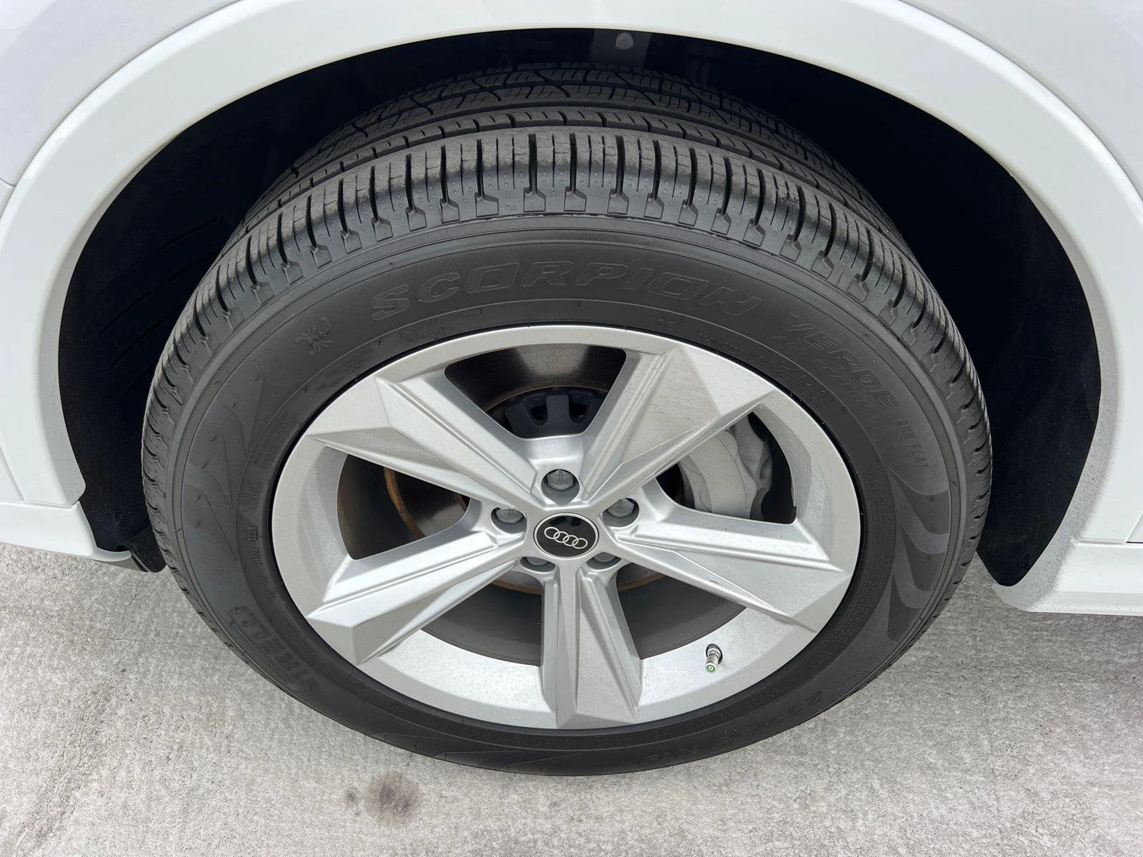 Certified Used 2025 Carrara White Audi Premium image 11