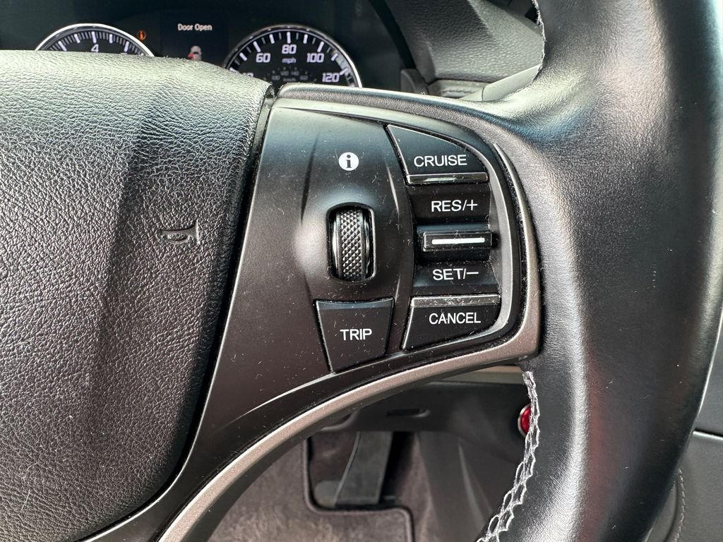 Used 2014  Acura Base image 22