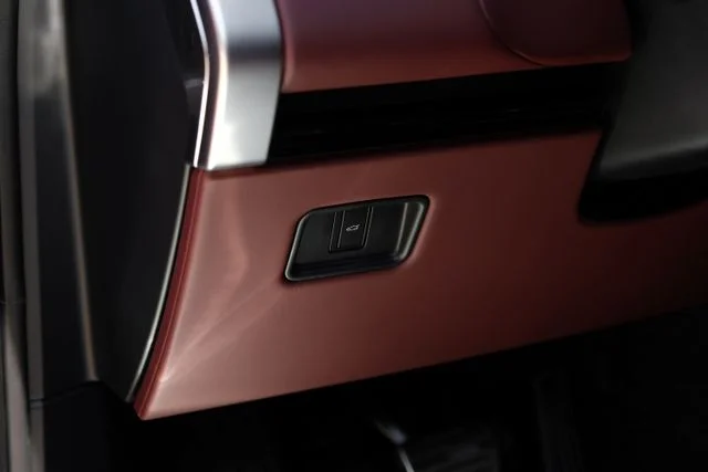 New 2026 Black Land Rover SE image 31
