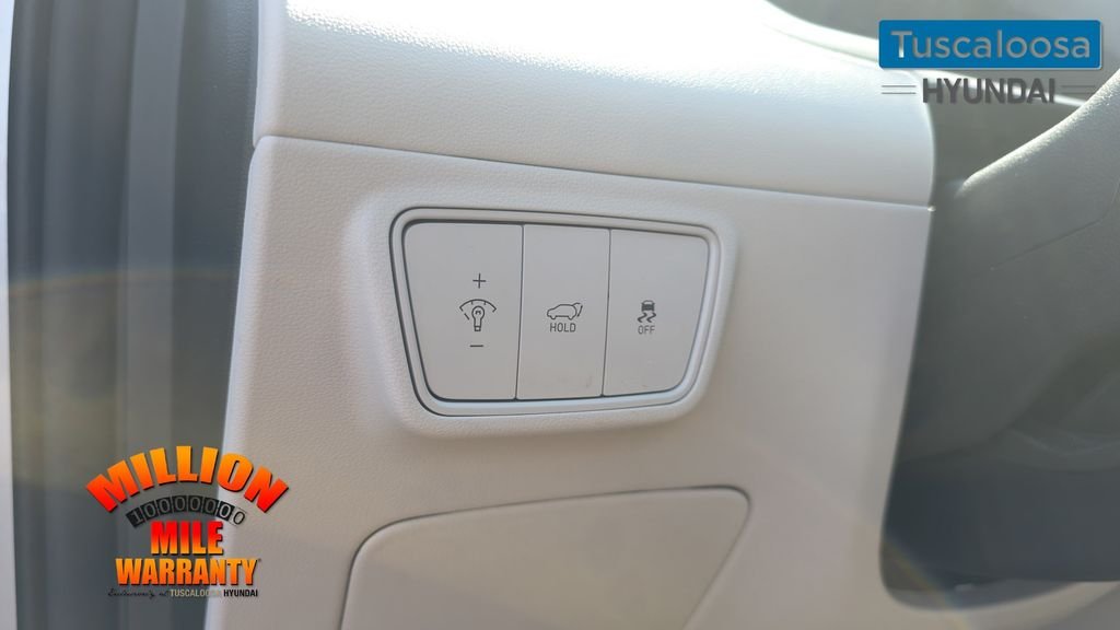 Used 2023 Silver Hyundai SEL image 14